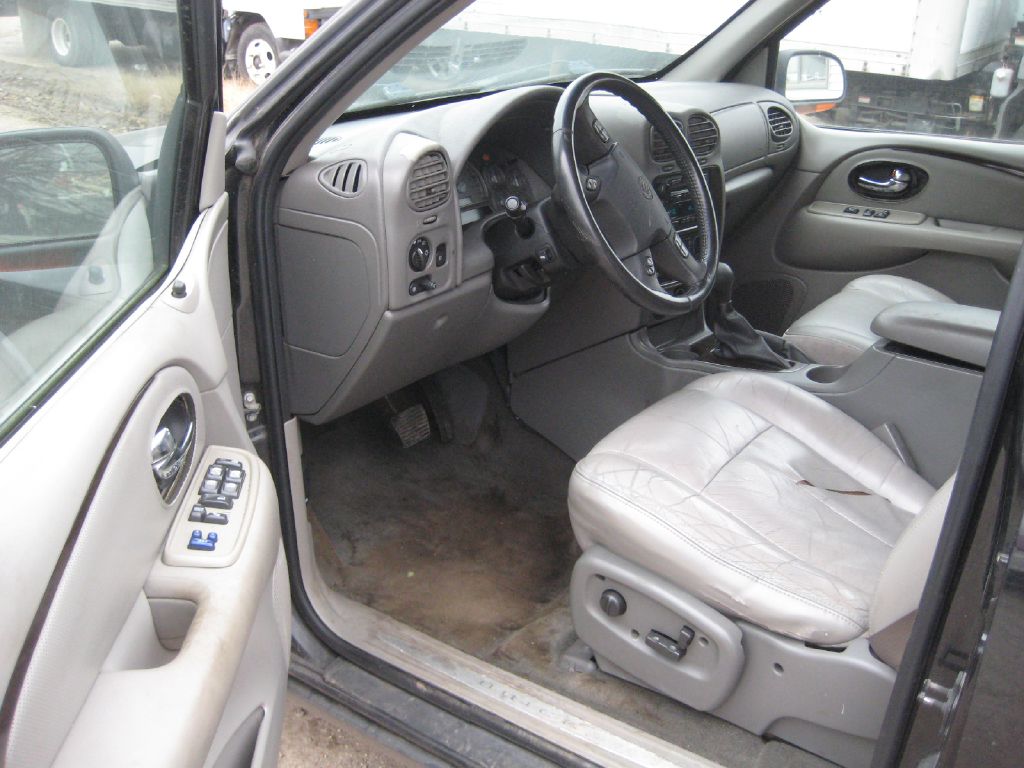 Photo 7 of this BUICK RAINIER