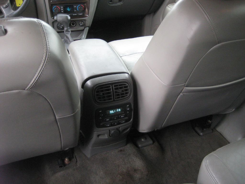 Photo 13 of this BUICK RAINIER