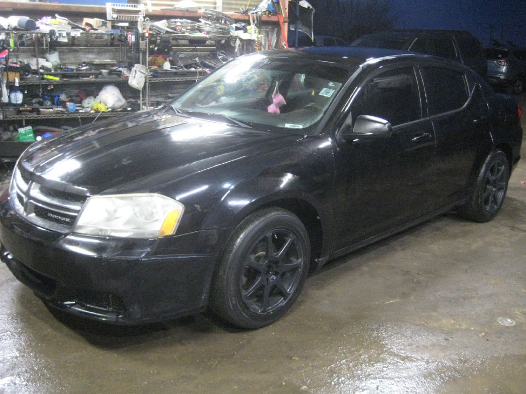 DODGE AVENGER 2012 DODGE AVENGER 1C3CDZAB7CN136109
