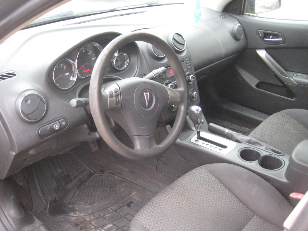 Photo 9 of this PONTIAC G6
