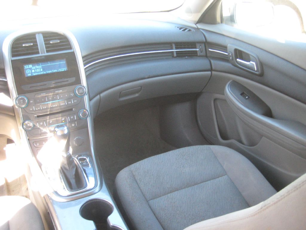CHEVROLET MALIBU 2013 CHEVROLET MALIBU 1G11B5SAXDF145060