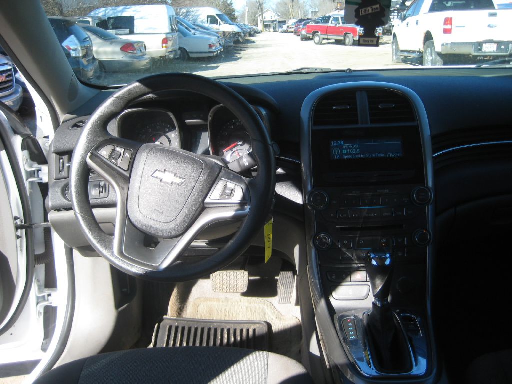 CHEVROLET MALIBU 2013 CHEVROLET MALIBU 1G11B5SAXDF145060