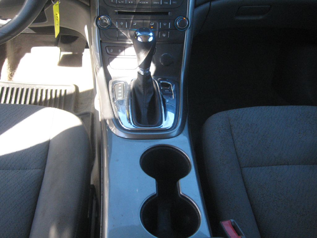 CHEVROLET MALIBU 2013 CHEVROLET MALIBU 1G11B5SAXDF145060
