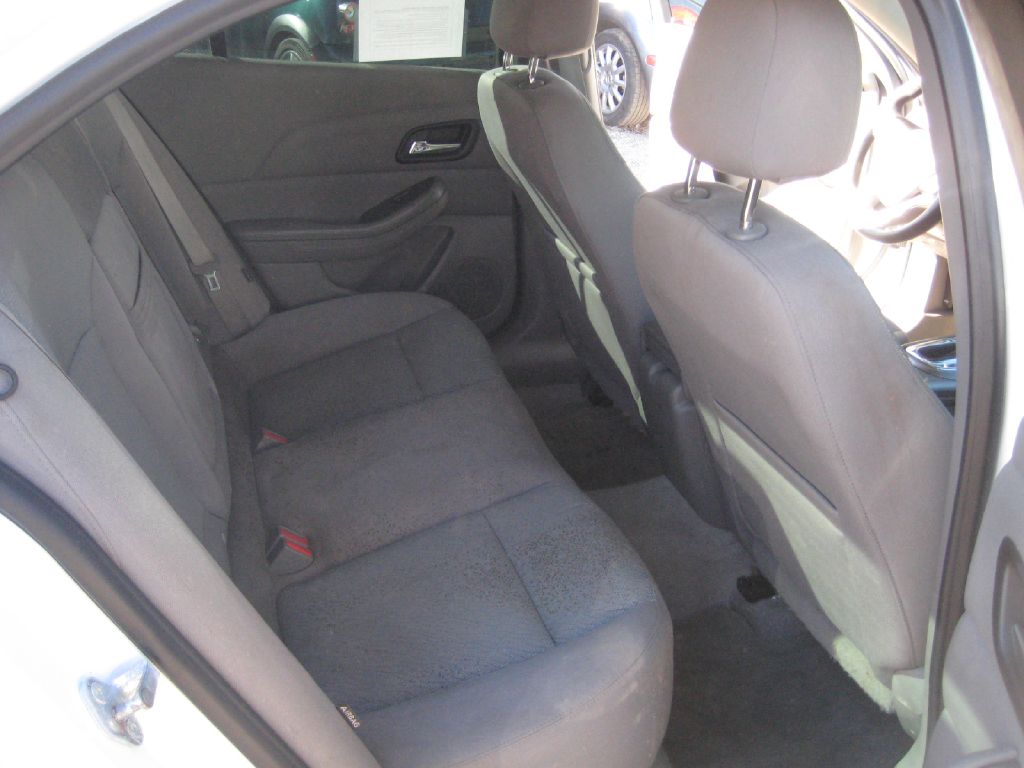 CHEVROLET MALIBU 2013 CHEVROLET MALIBU 1G11B5SAXDF145060