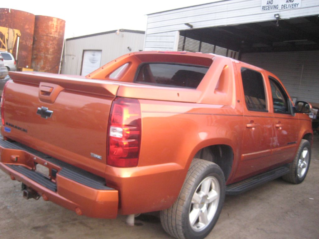 CHEVROLET AVALANCHE 2007 CHEVROLET AVALANCHE 3GNFK12337G233157