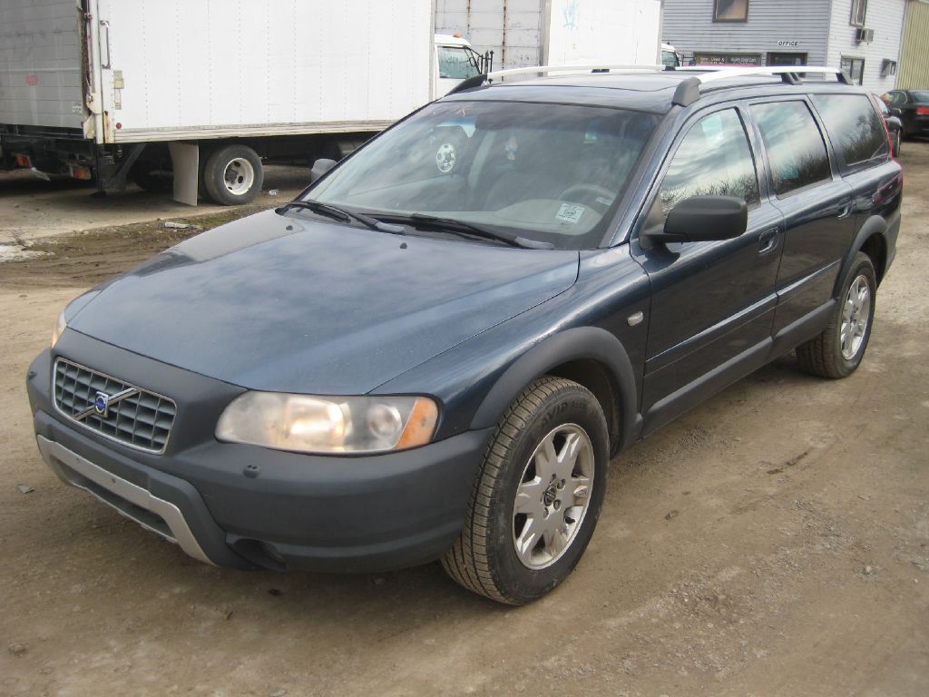 2006 VOLVO XC70