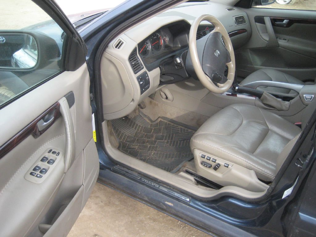 Photo 9 of this VOLVO XC70