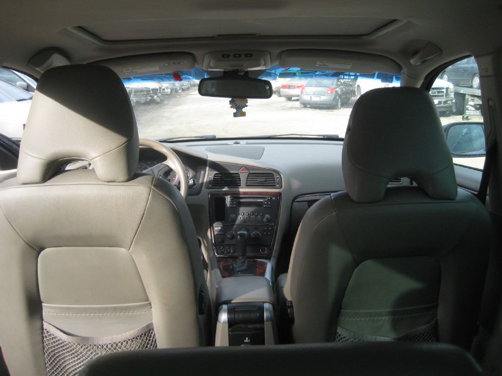 Photo 23 of this VOLVO XC70