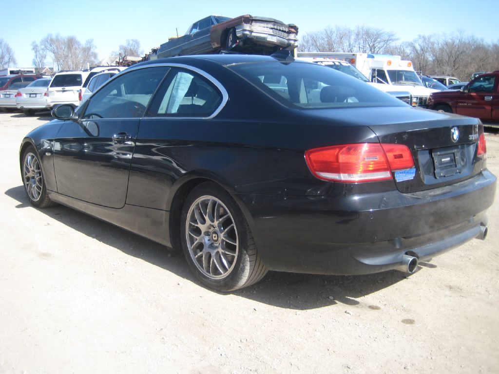 BMW 335 2008 BMW 335 WBAWB73548P042451