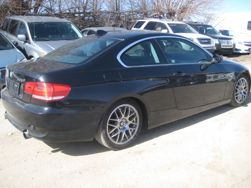 BMW 335 2008 BMW 335 WBAWB73548P042451