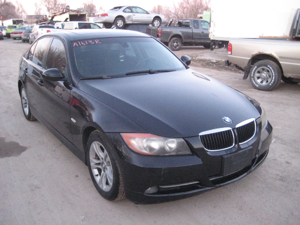 BMW 328 2008 BMW 328 WBAVA33558KX83972