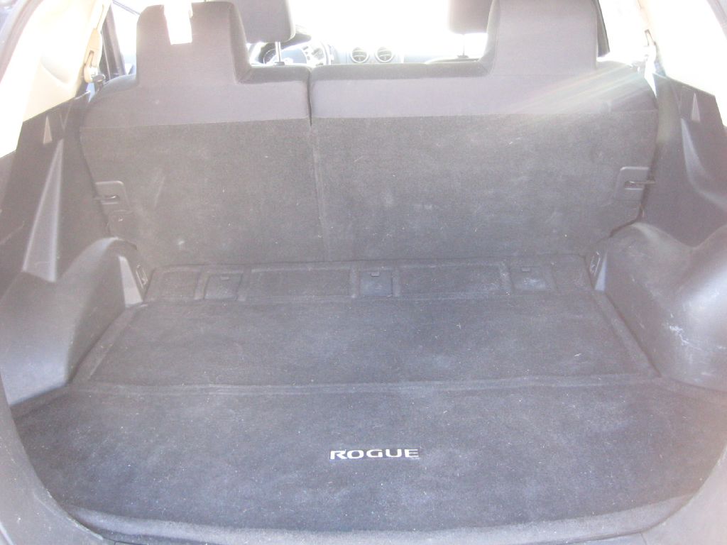 Photo 17 of this NISSAN ROGUE