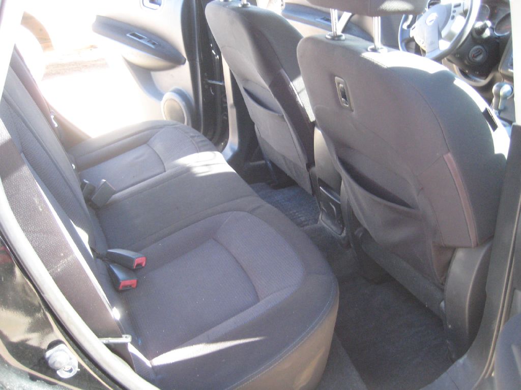 Photo 19 of this NISSAN ROGUE