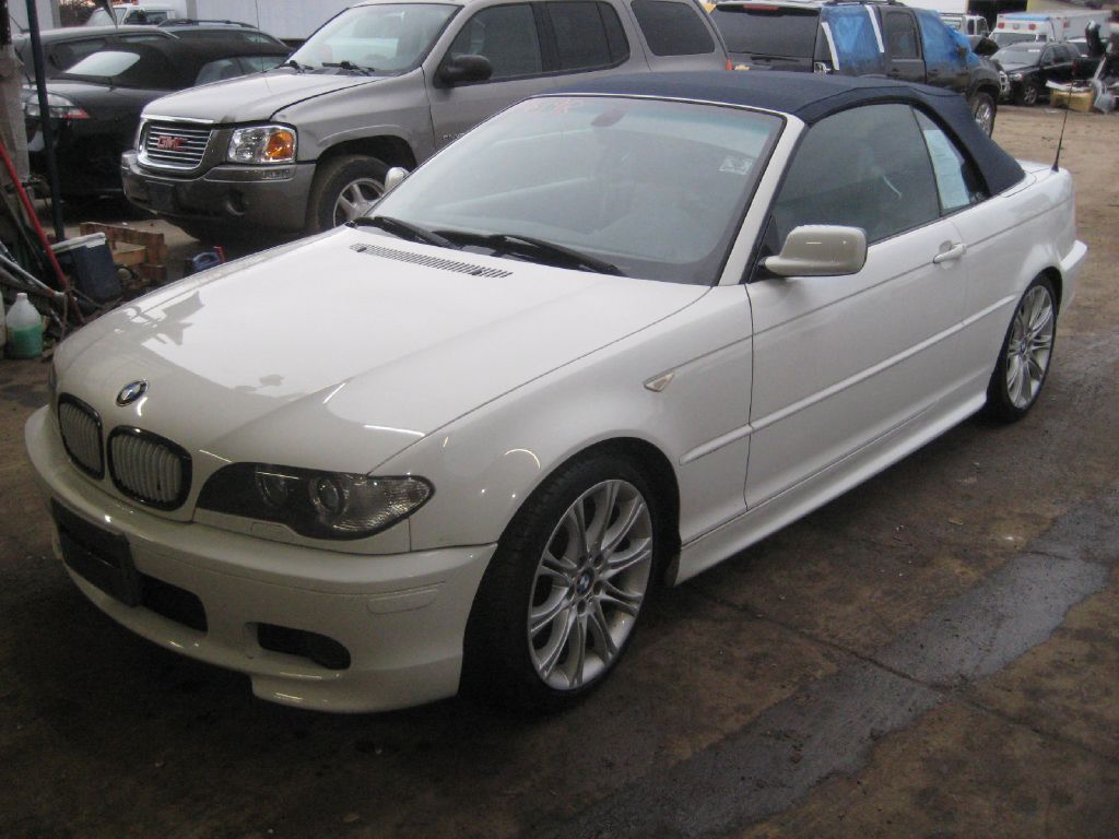BMW 330 2006 BMW 330 WBABW53436PZ40938