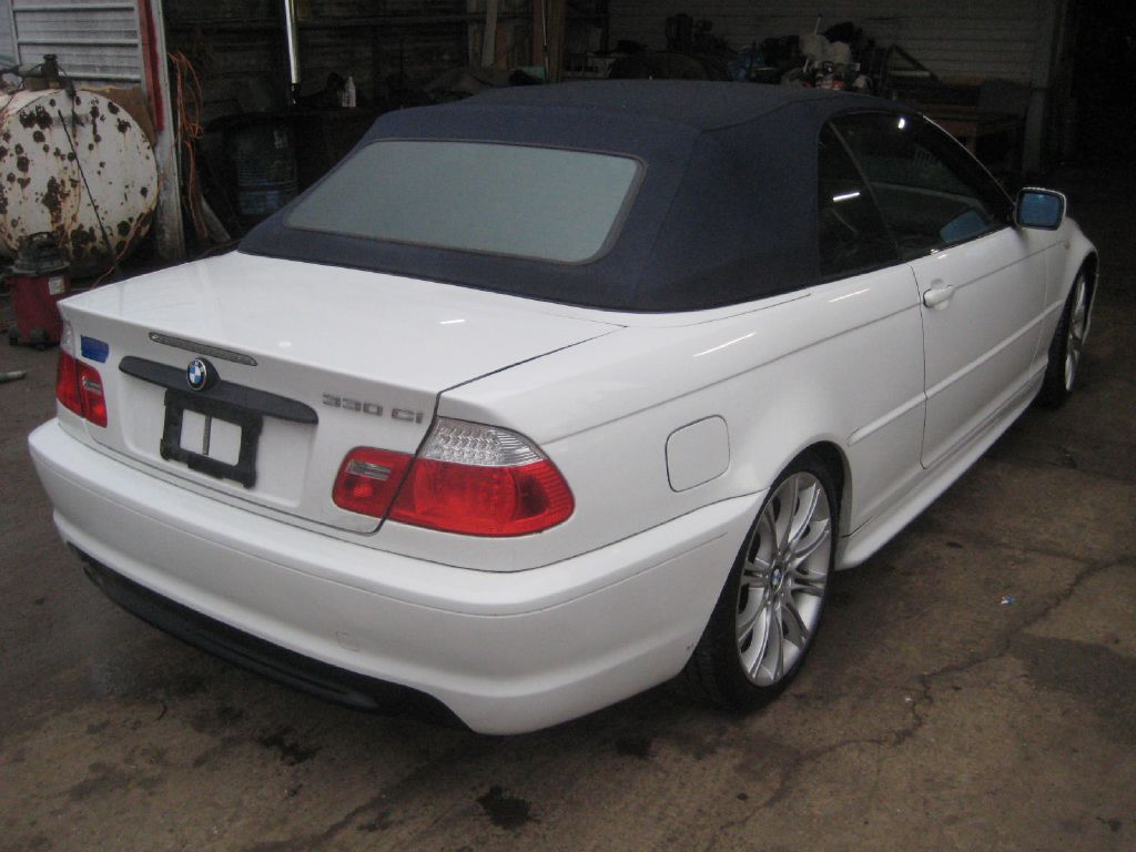 BMW 330 2006 BMW 330 WBABW53436PZ40938