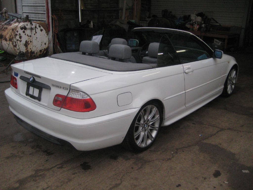 BMW 330 2006 BMW 330 WBABW53436PZ40938