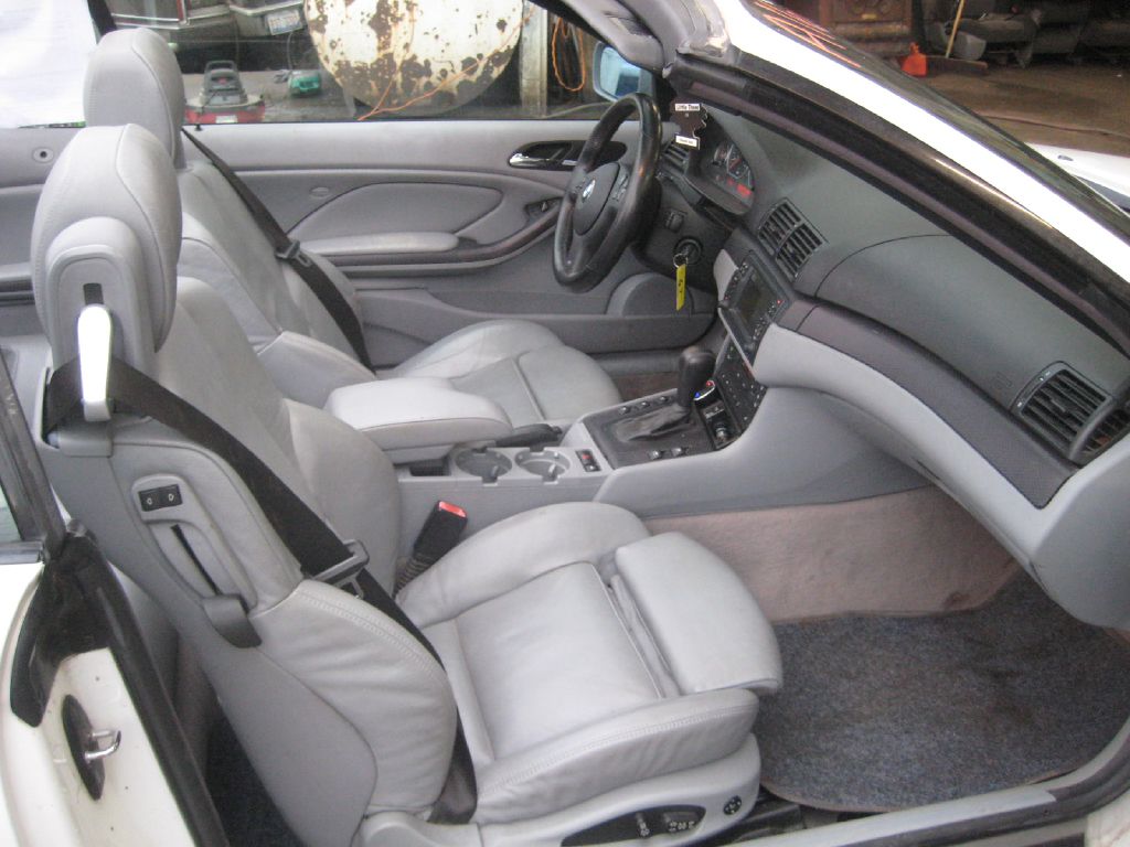 BMW 330 2006 BMW 330 WBABW53436PZ40938