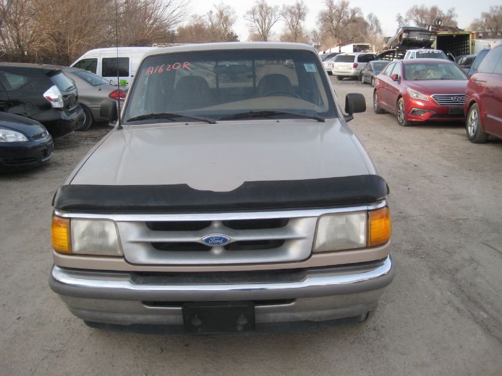 Photo 2 of this FORD RANGER