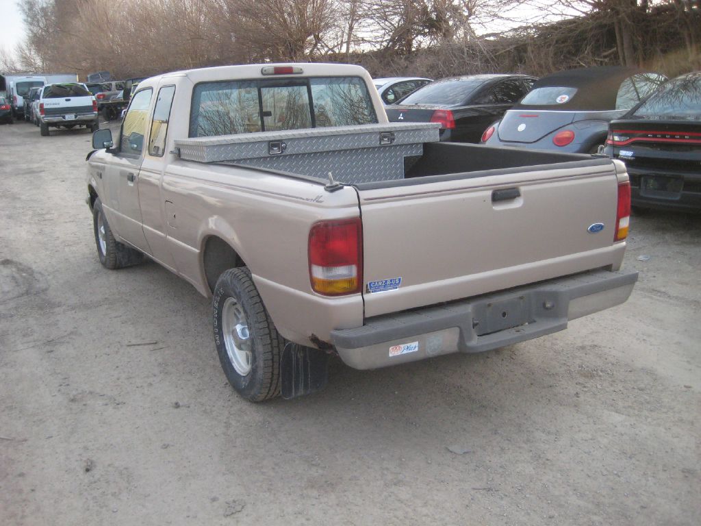 Photo 8 of this FORD RANGER