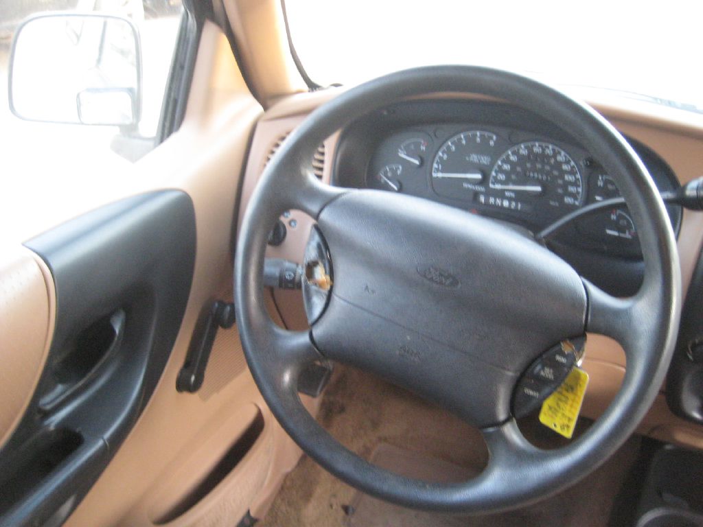 Photo 14 of this FORD RANGER
