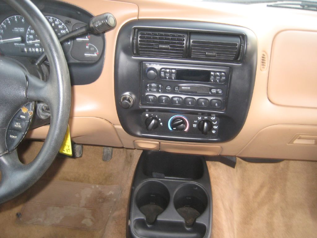 Photo 15 of this FORD RANGER