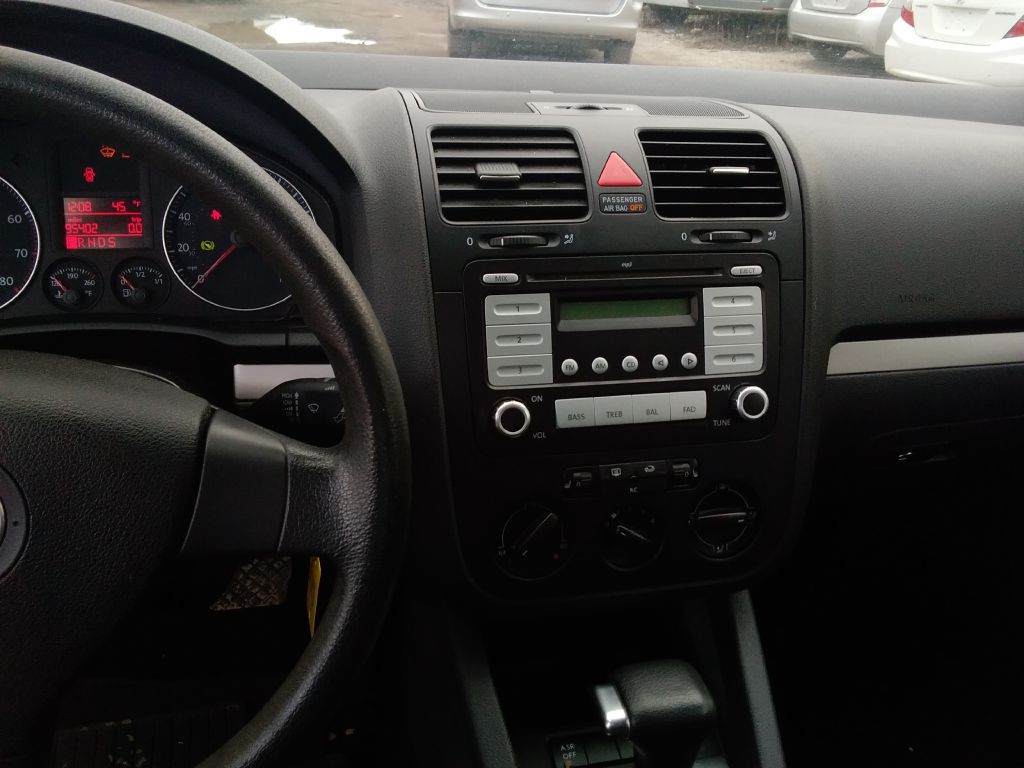 Photo 14 of this VOLKSWAGEN RABBIT