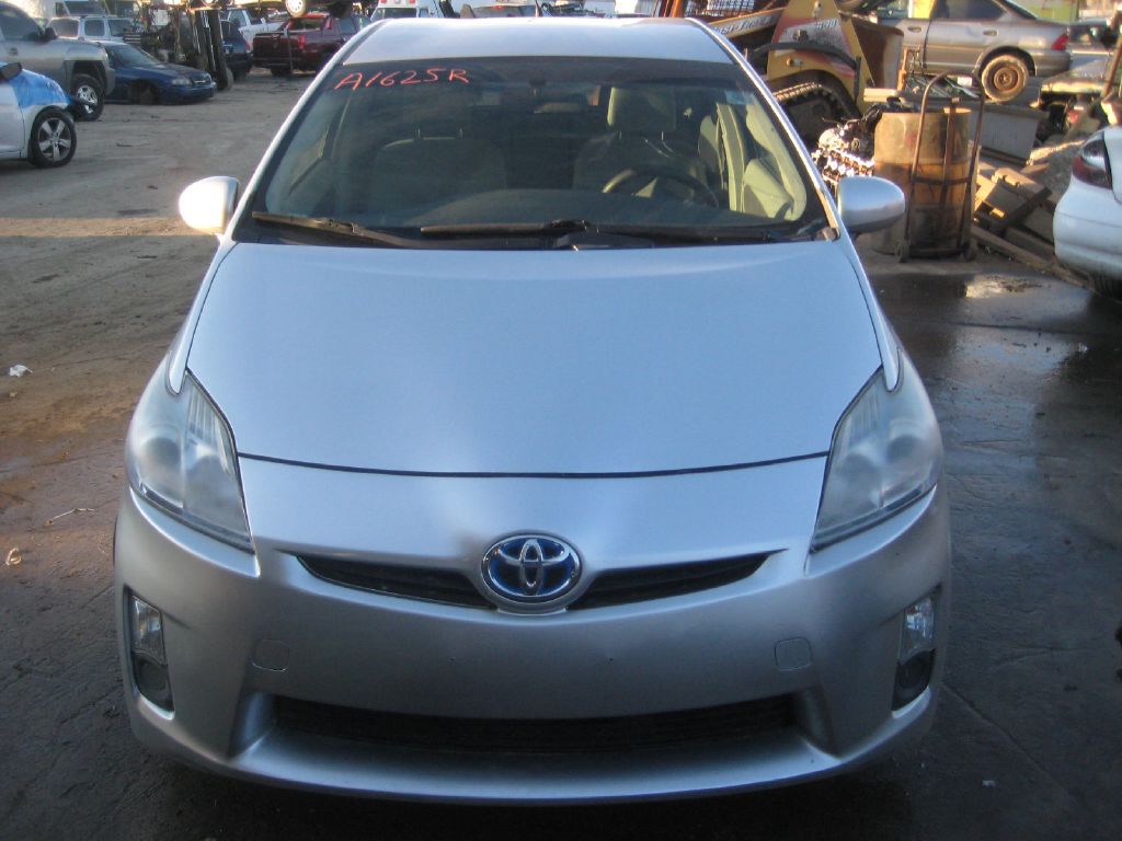Photo 2 of this TOYOTA PRIUS