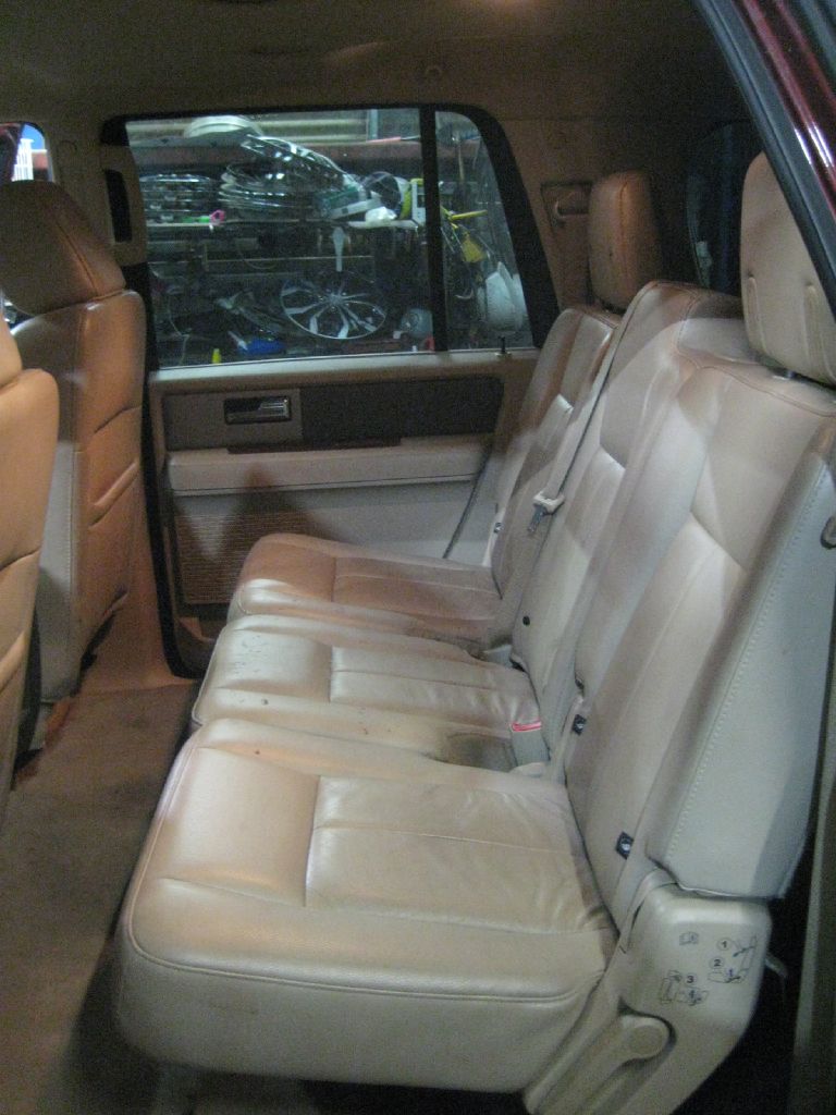 Photo 7 of this FORD EXPEDITION