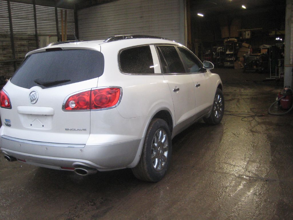 Photo 5 of this BUICK ENCLAVE