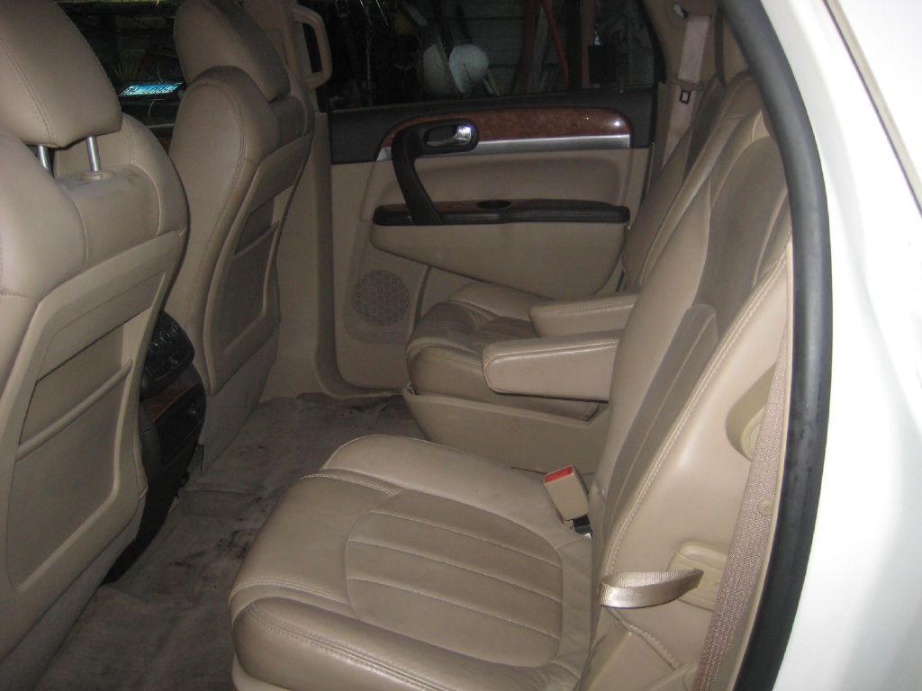 Photo 12 of this BUICK ENCLAVE