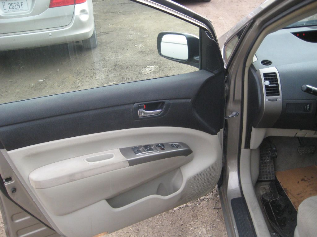 Photo 9 of this TOYOTA PRIUS