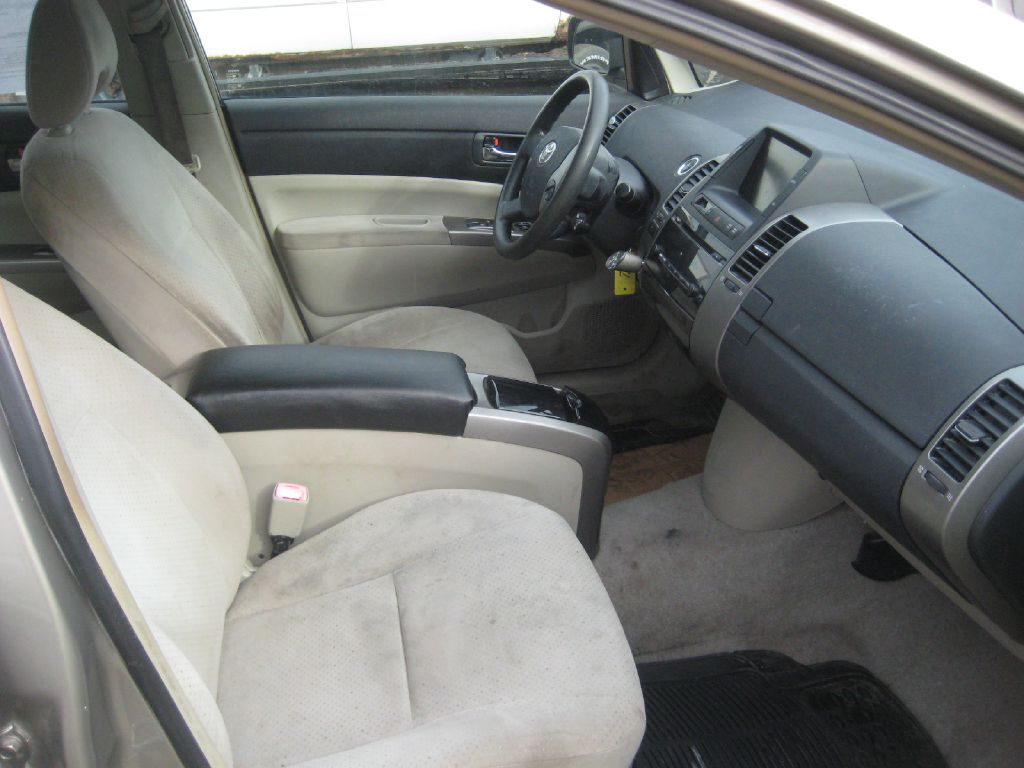Photo 14 of this TOYOTA PRIUS