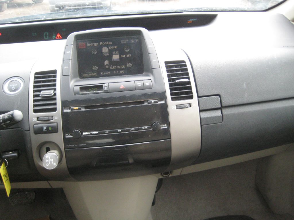 Photo 17 of this TOYOTA PRIUS