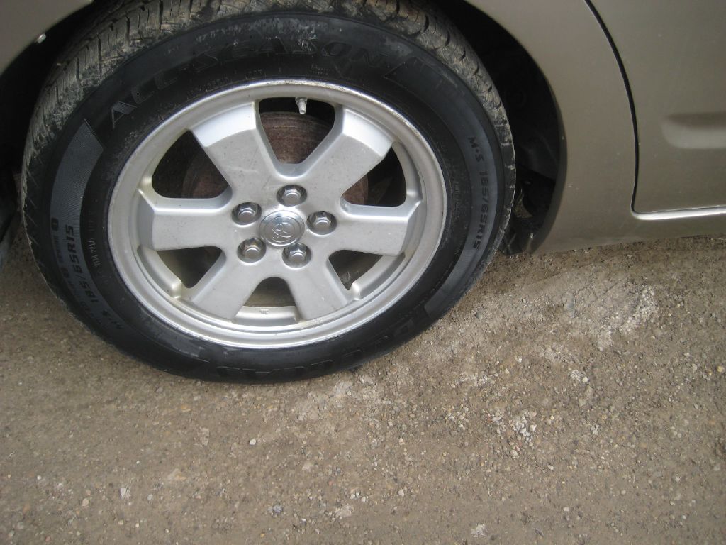 Photo 19 of this TOYOTA PRIUS