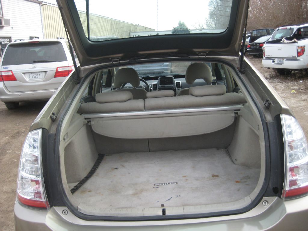 Photo 21 of this TOYOTA PRIUS