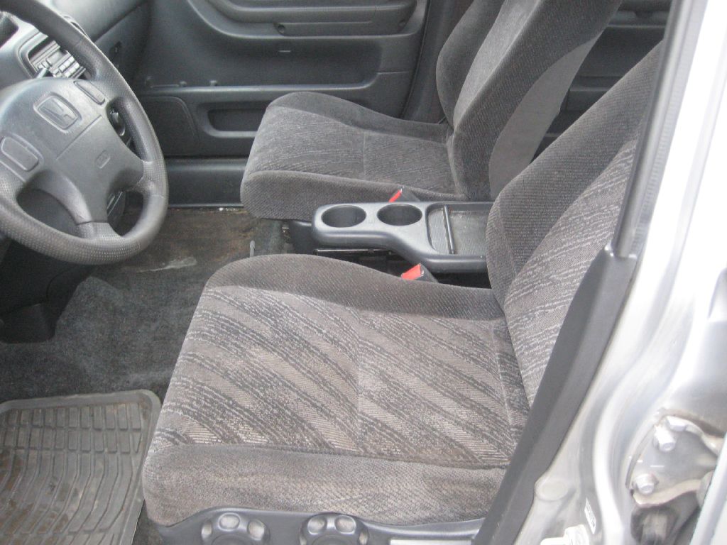 Photo 10 of this HONDA CR-V