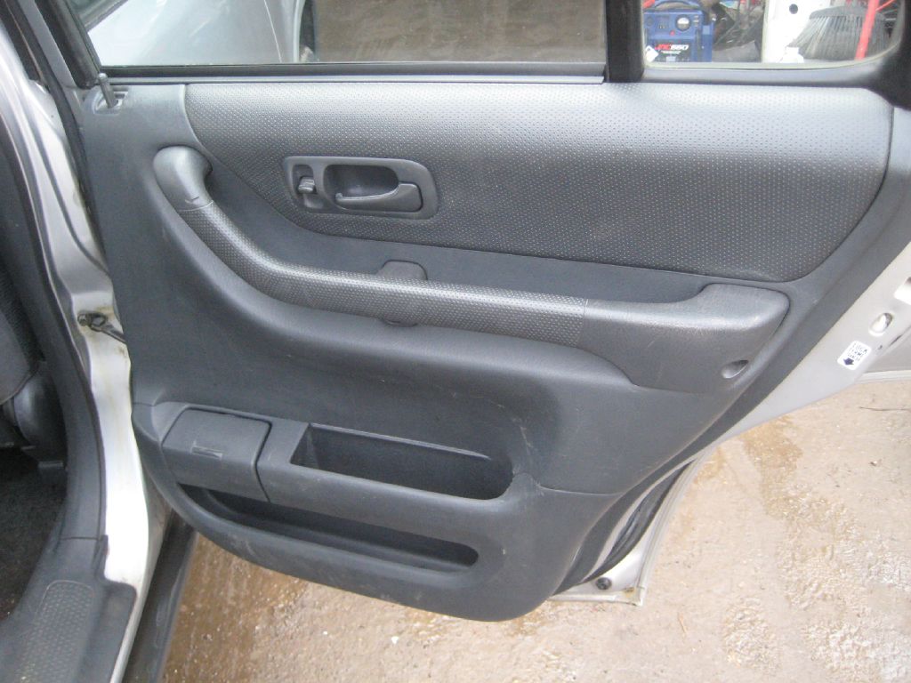 Photo 11 of this HONDA CR-V