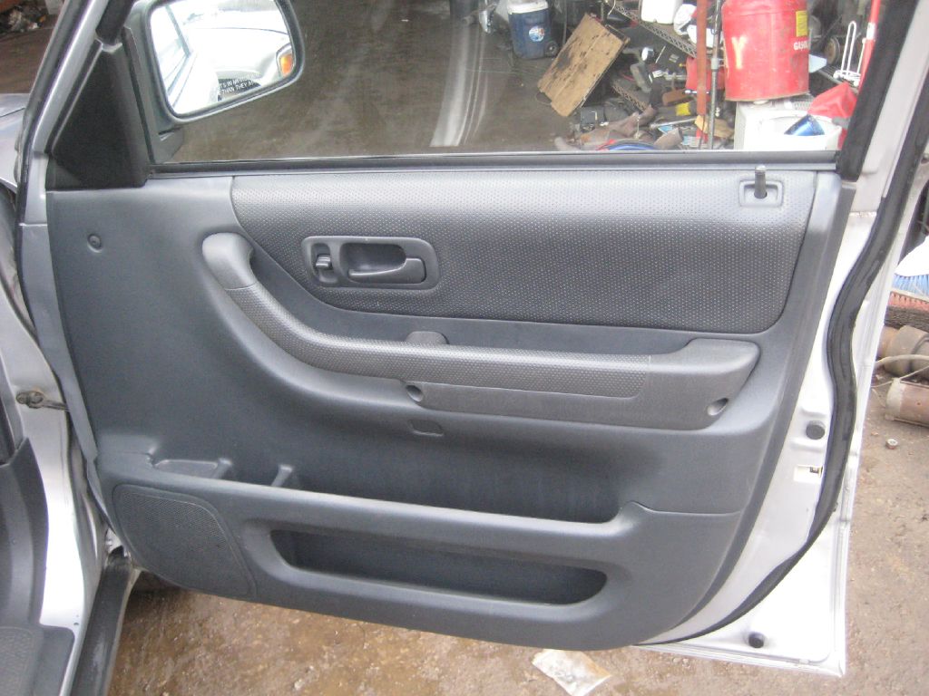 Photo 13 of this HONDA CR-V
