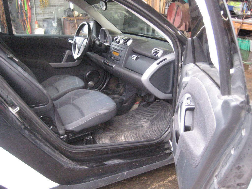 Photo 13 of this SMART FORTWO