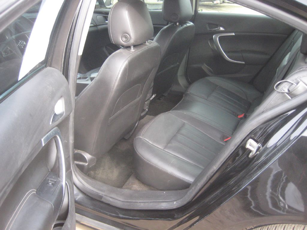 Photo 11 of this BUICK REGAL