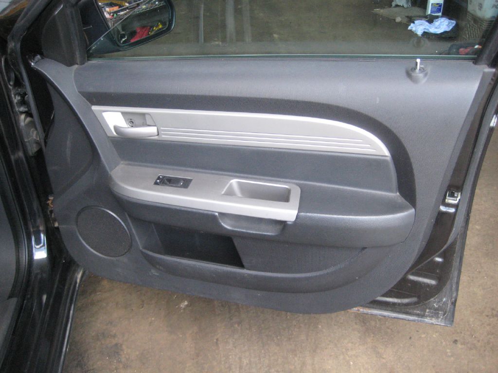 Photo 15 of this CHRYSLER SEBRING