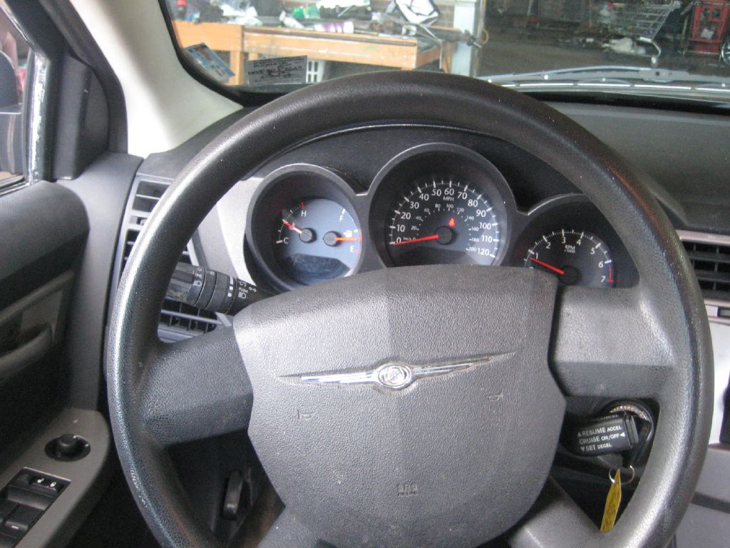 Photo 18 of this CHRYSLER SEBRING