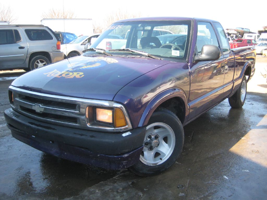 CHEVROLET S TRUCK 1996 CHEVROLET S TRUCK 1GCCS1948T8186072