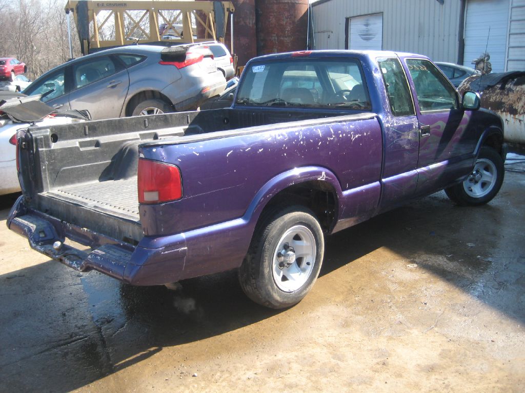 CHEVROLET S TRUCK 1996 CHEVROLET S TRUCK 1GCCS1948T8186072