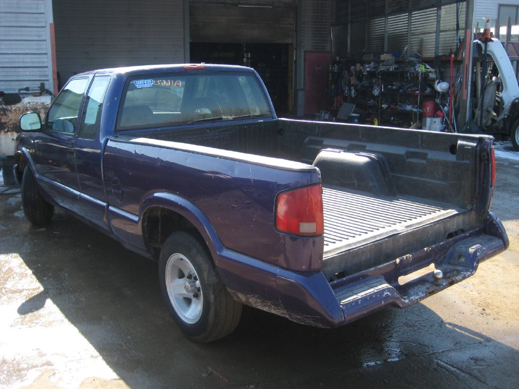 CHEVROLET S TRUCK 1996 CHEVROLET S TRUCK 1GCCS1948T8186072
