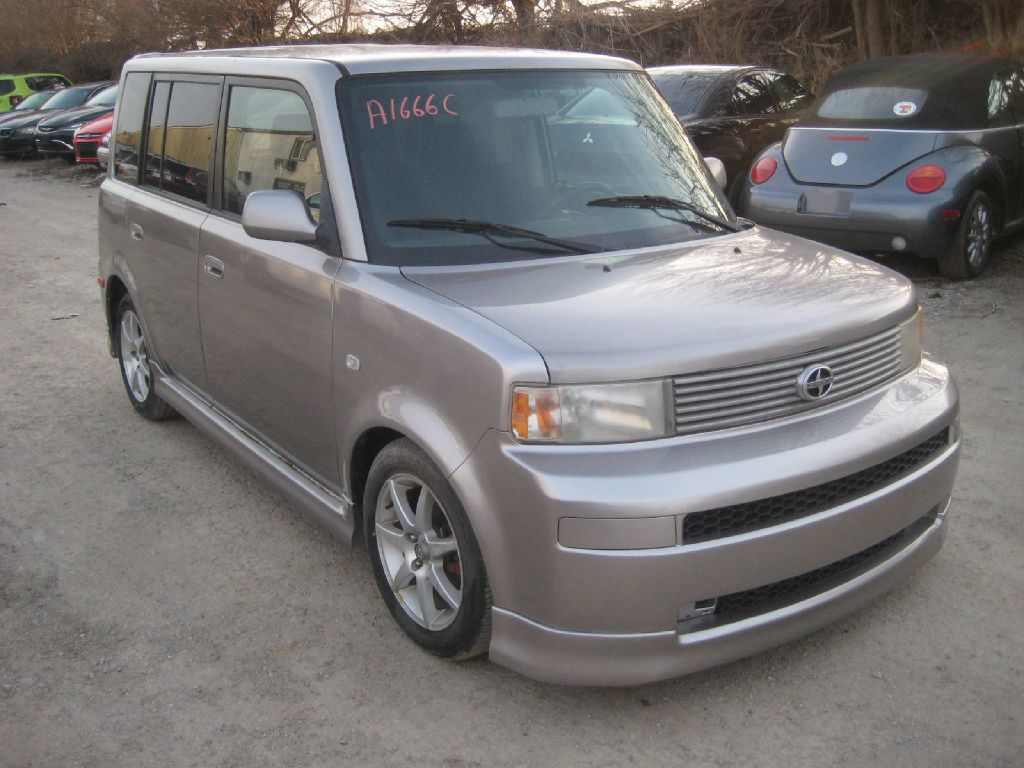 Photo 3 of this TOYOTA SCION