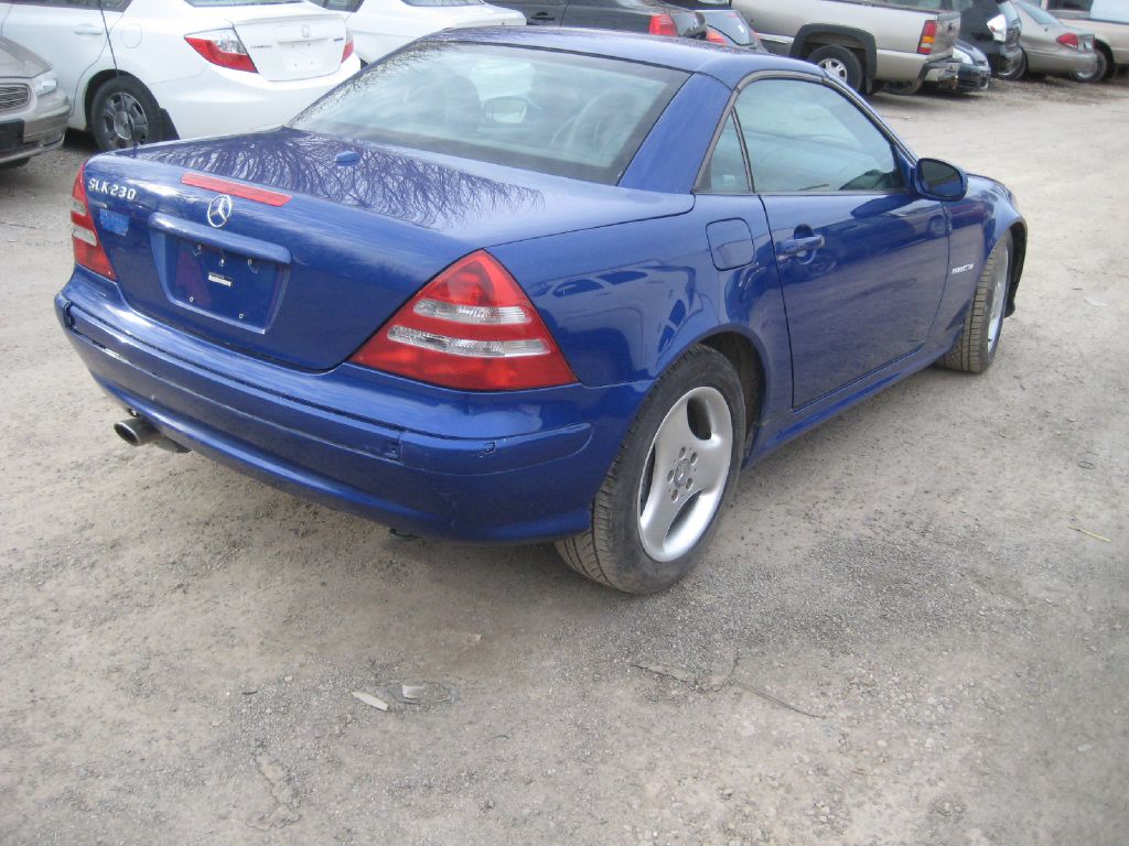 Photo 5 of this MERCEDES-BENZ SLK