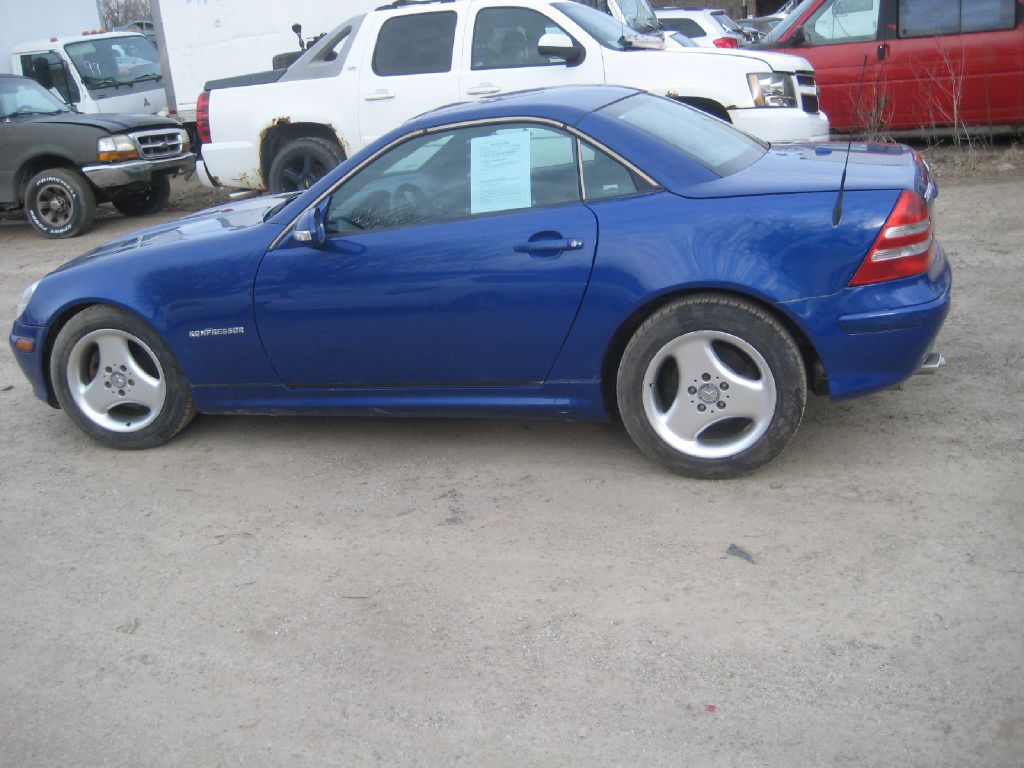 Photo 8 of this MERCEDES-BENZ SLK