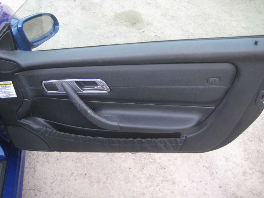 Photo 11 of this MERCEDES-BENZ SLK