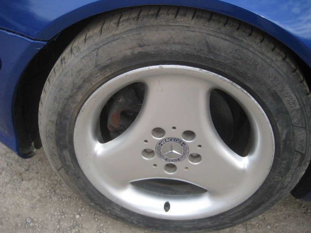 Photo 16 of this MERCEDES-BENZ SLK